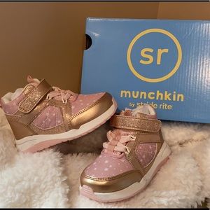 Stride Rite Munchkin Toddler Rose Gold Sneakers